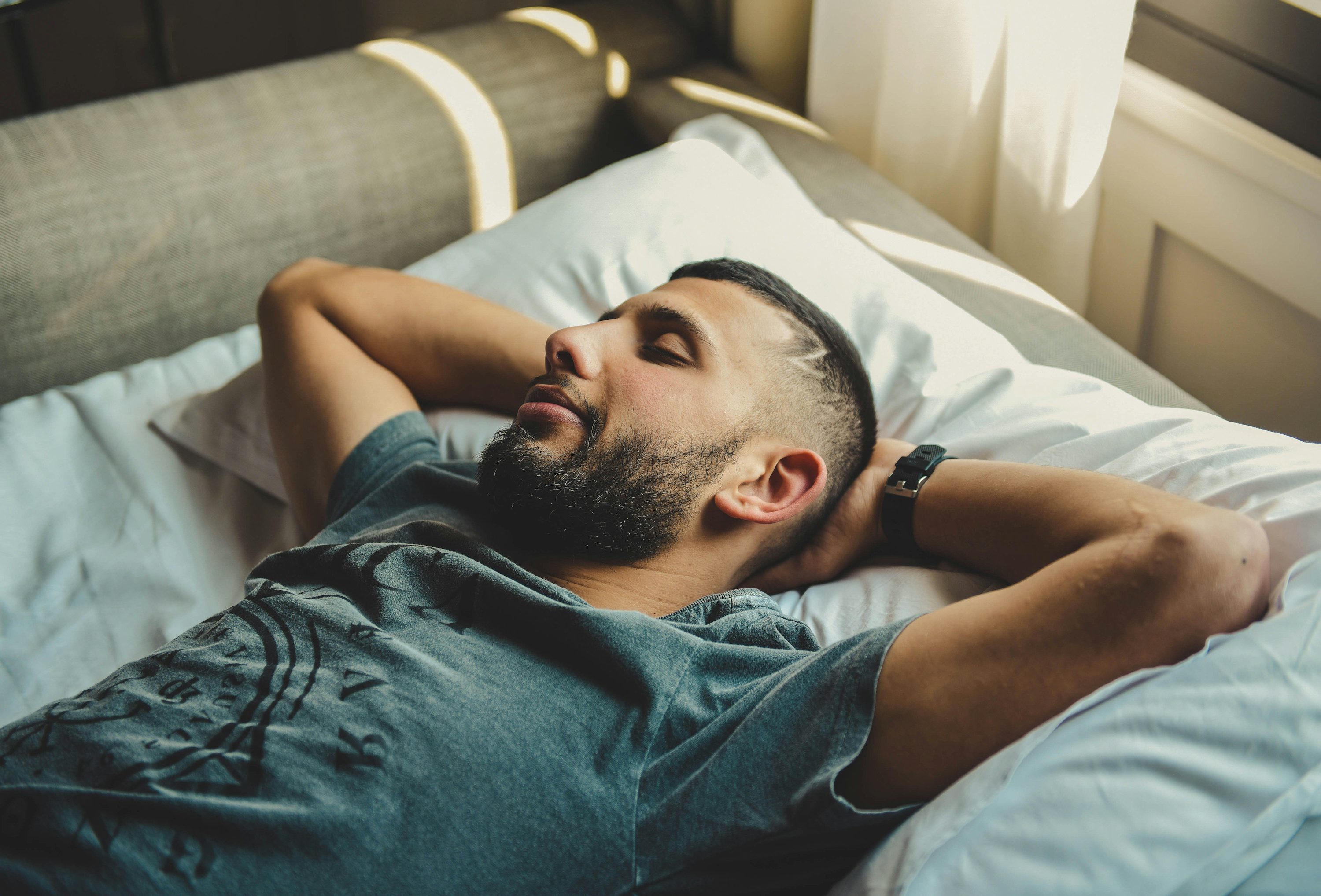 Dormir sur le dos.